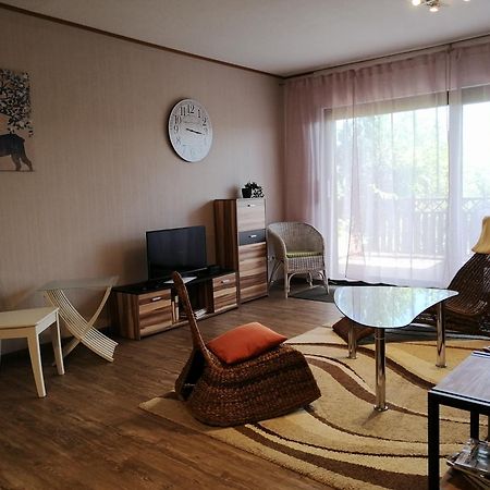 Haus Mohr - Ferienwohnung Im Taunus Weilmunster Buitenkant foto