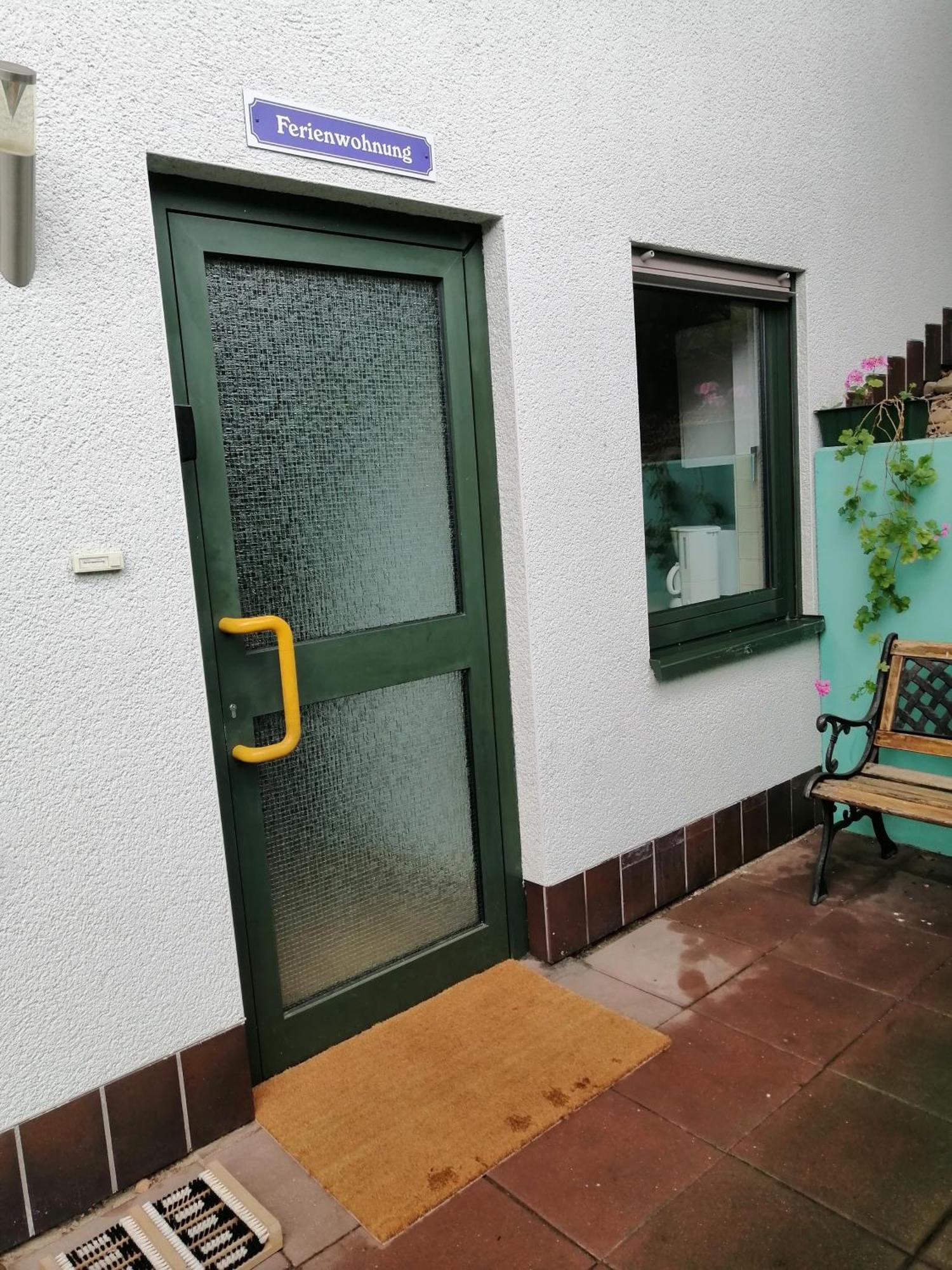 Haus Mohr - Ferienwohnung Im Taunus Weilmunster Buitenkant foto