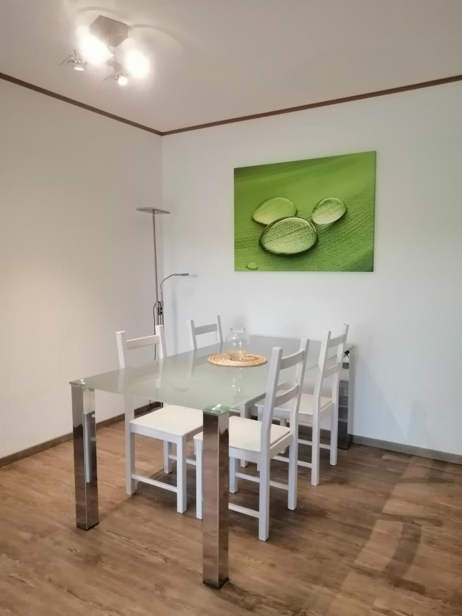 Haus Mohr - Ferienwohnung Im Taunus Weilmunster Buitenkant foto